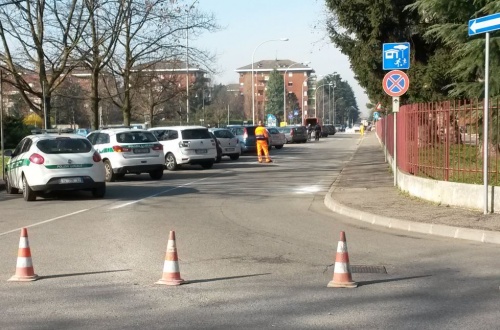 Strade colabrodo: continuano i lavori di asfaltatura