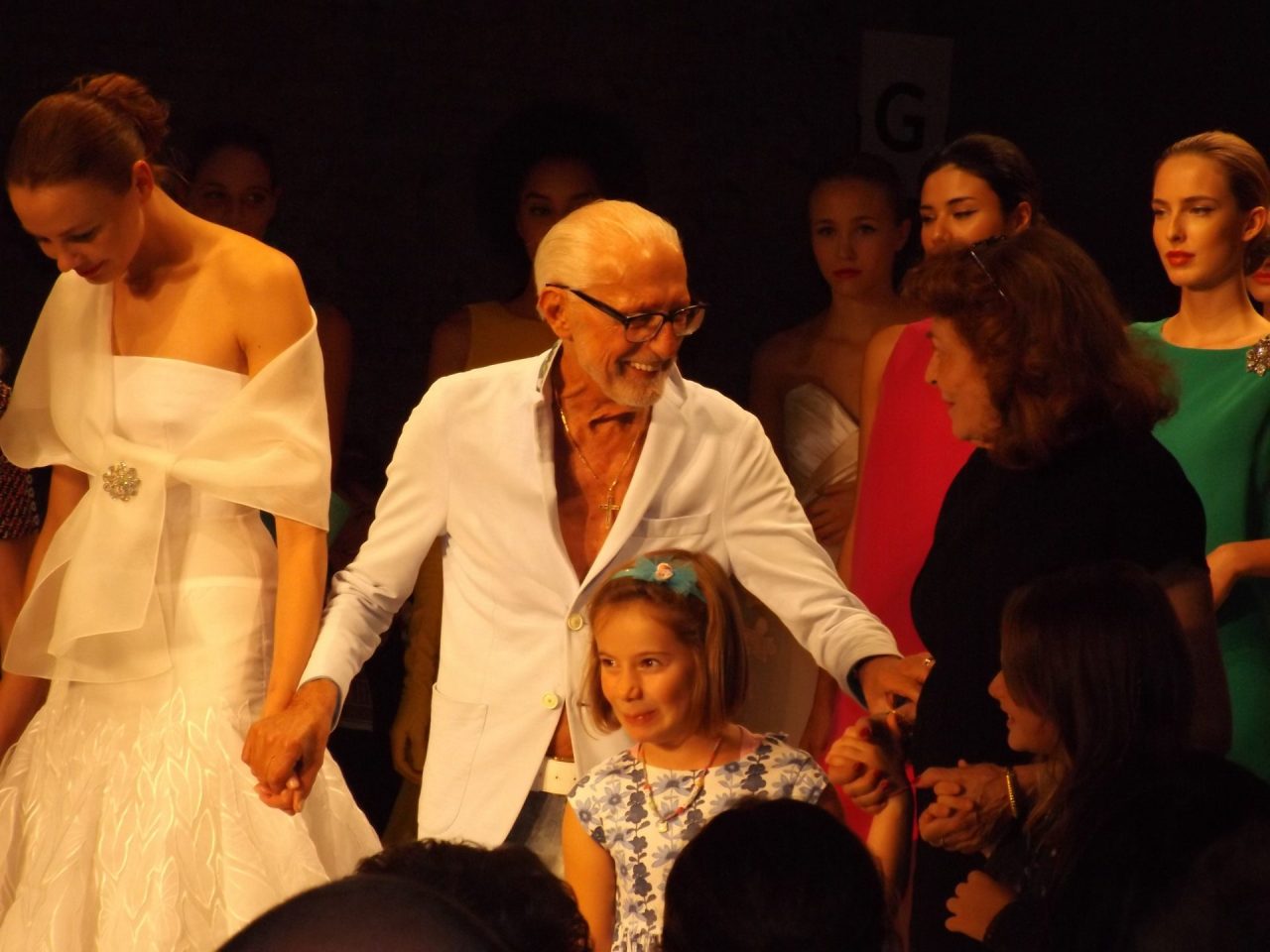 Alta Moda, il nuovo debutto in passerella di Lorenzo Riva