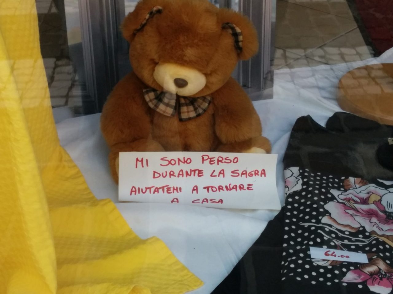 Oreno: l’orsacchiotto ricerca il suo piccolo padrone
