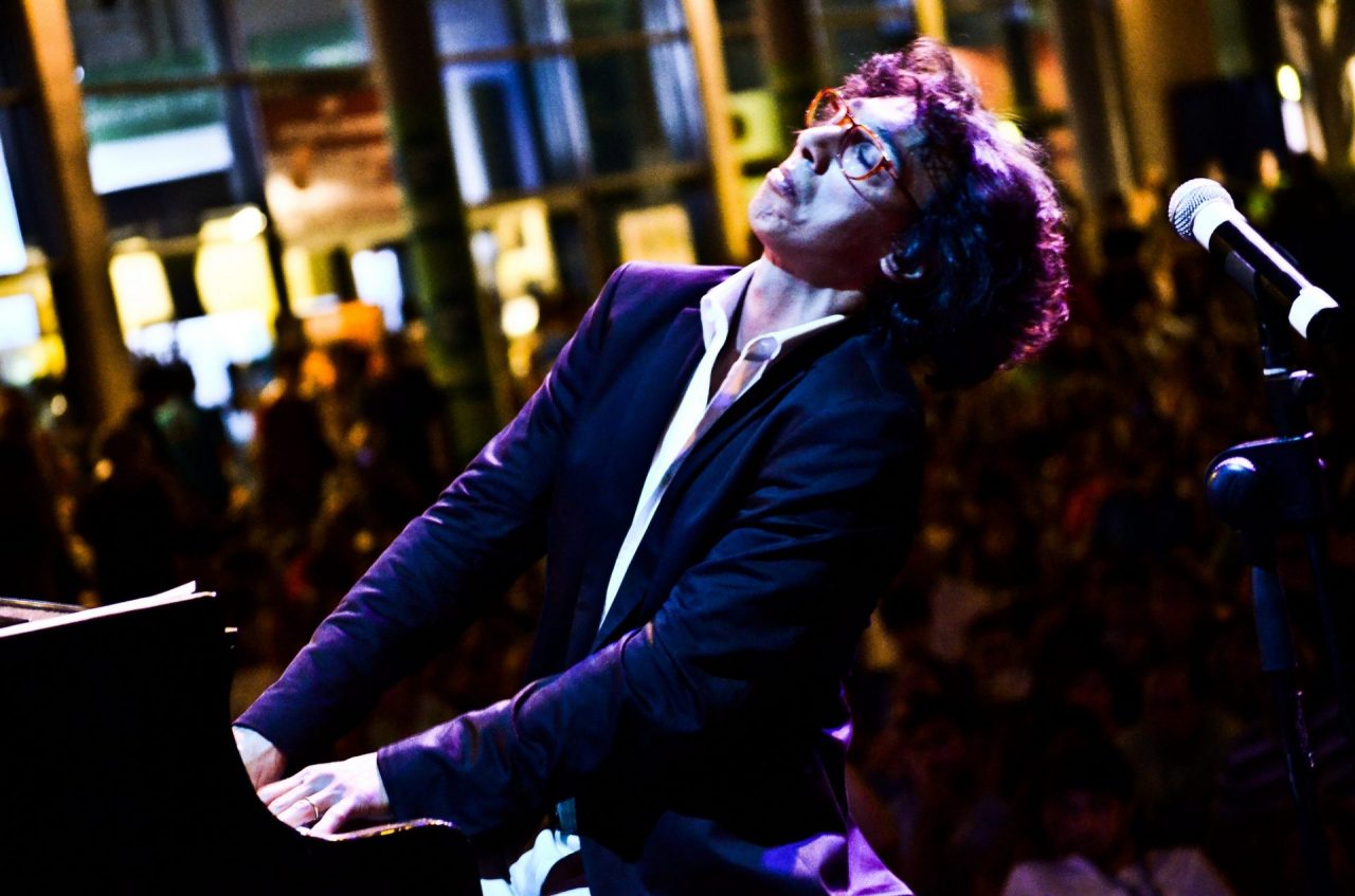 Teatro Manzoni: la stagione si apre con il tributo a Jannacci