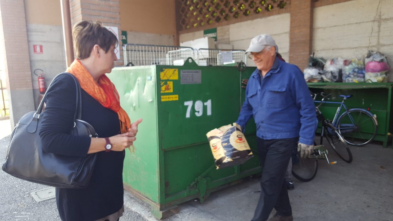 Sulbiate, caccia al ladro della discarica per il sindaco VIDEO