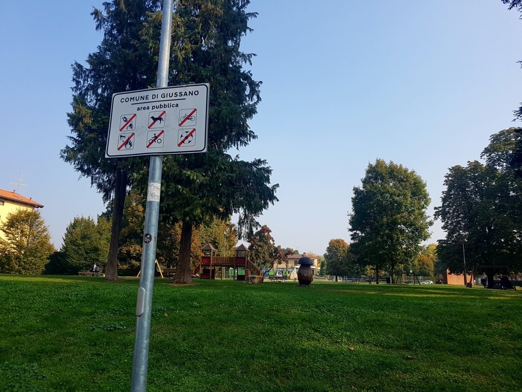 Insulta i vigili su Facebook denunciato