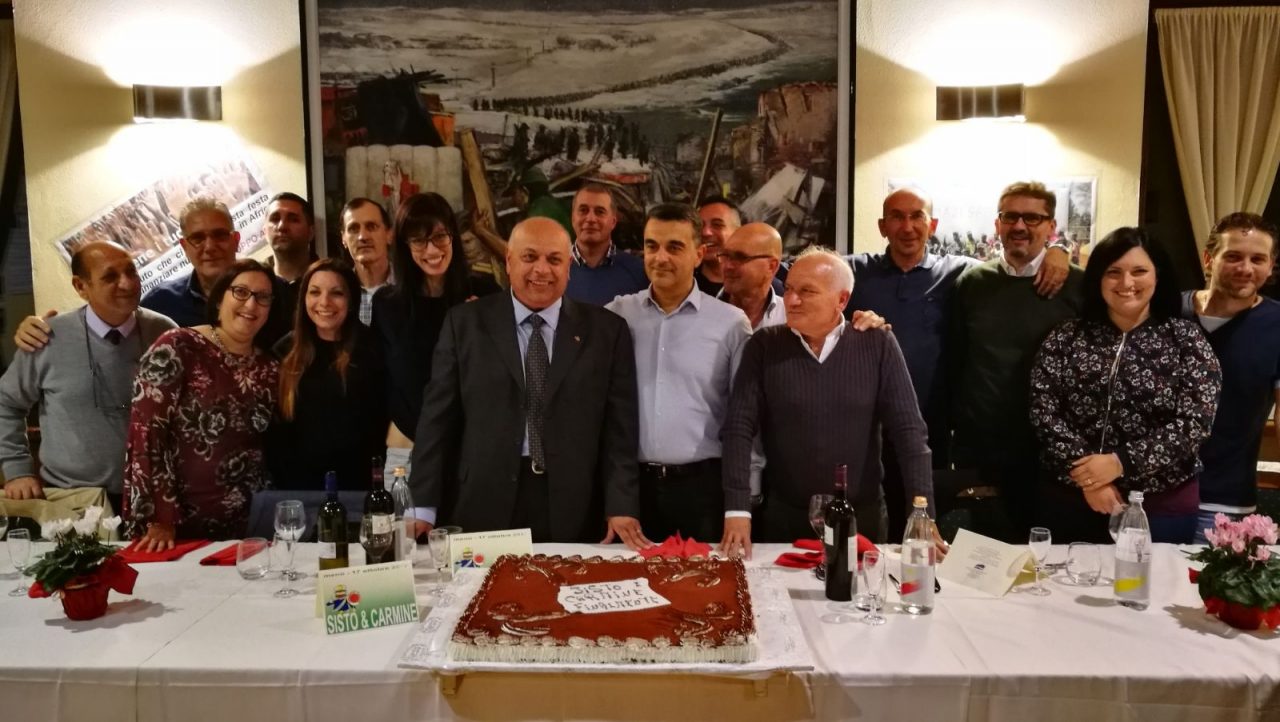 In pensione dopo anni nella Polizia locale festa a Giussano