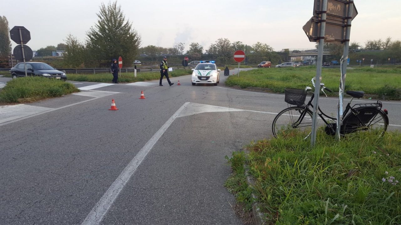 Ciclista investito a Villasanta VIDEO