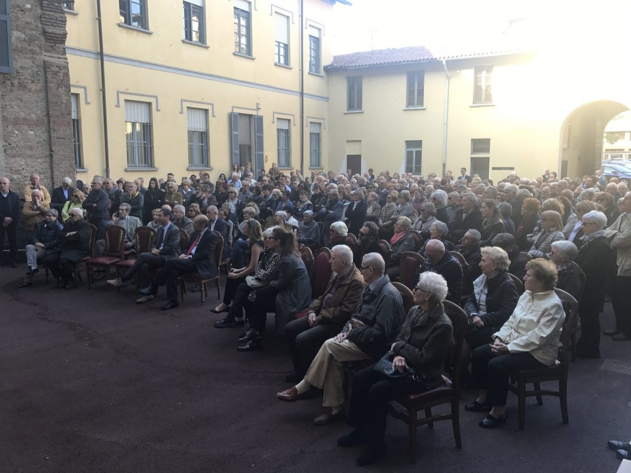 L’ultimo saluto di Vimercate a Claudio Corno 2 VIDEO
