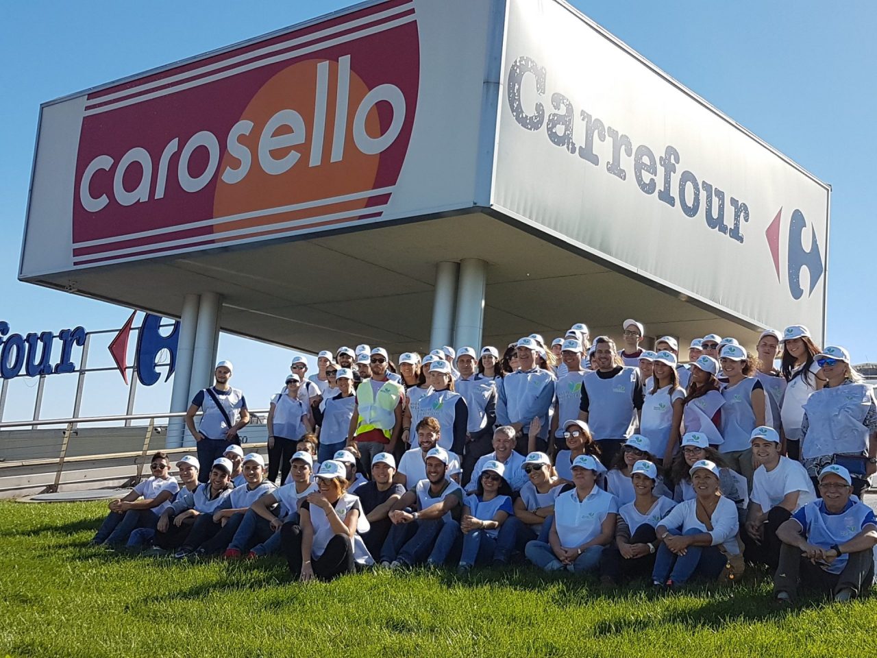 Insieme per crescere scende in campo per ripulire i parchi FOTO