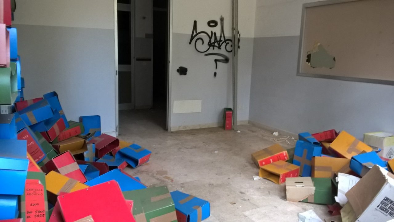 A Limbiate coppia di sessantenni ruba nell’ex Antonini