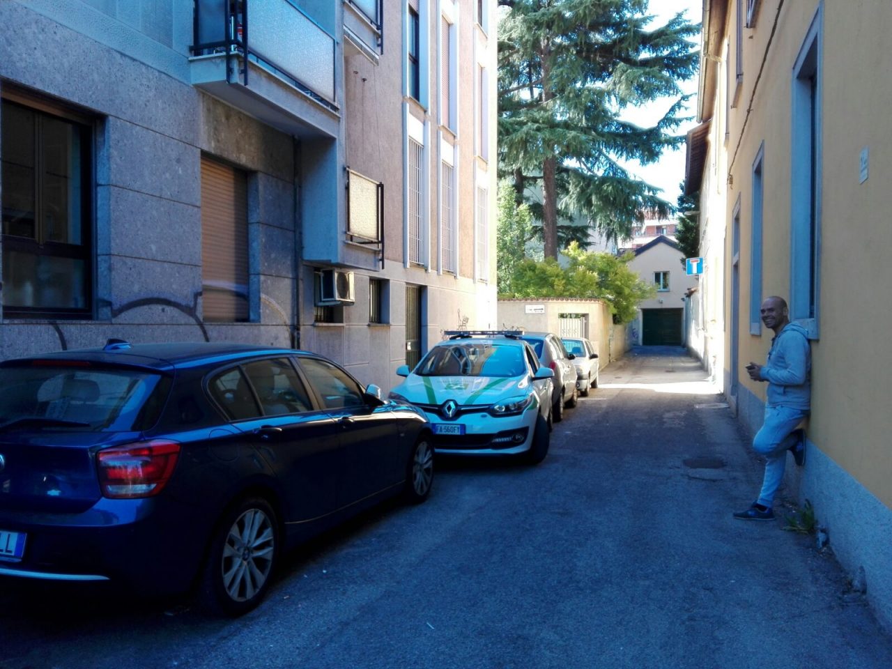 Ladri “gentili”: gli rubano l’auto e gliela riportano sotto casa un mese dopo