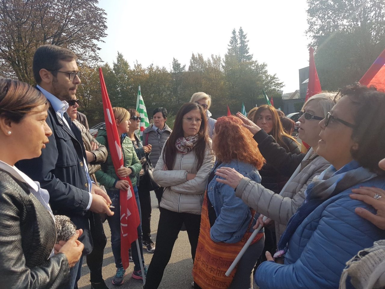 Protesta alla Canali la dipendente “Noi ingannate” – INTERVISTA