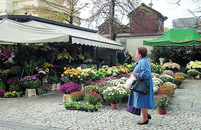 Commemorazione defunti crescono le imprese di settore