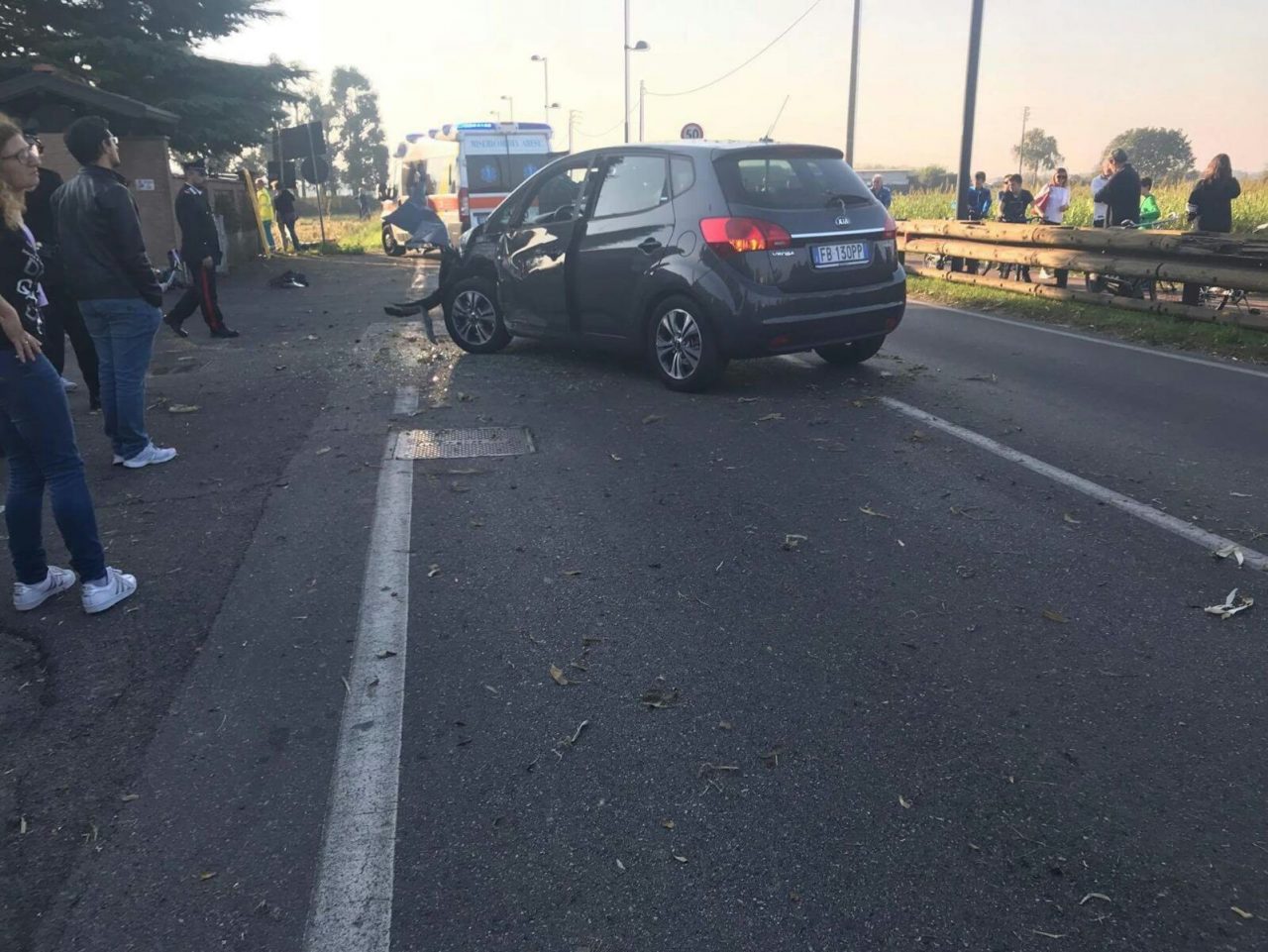 A Ceriano Laghetto violento schianto, grave un 17enne