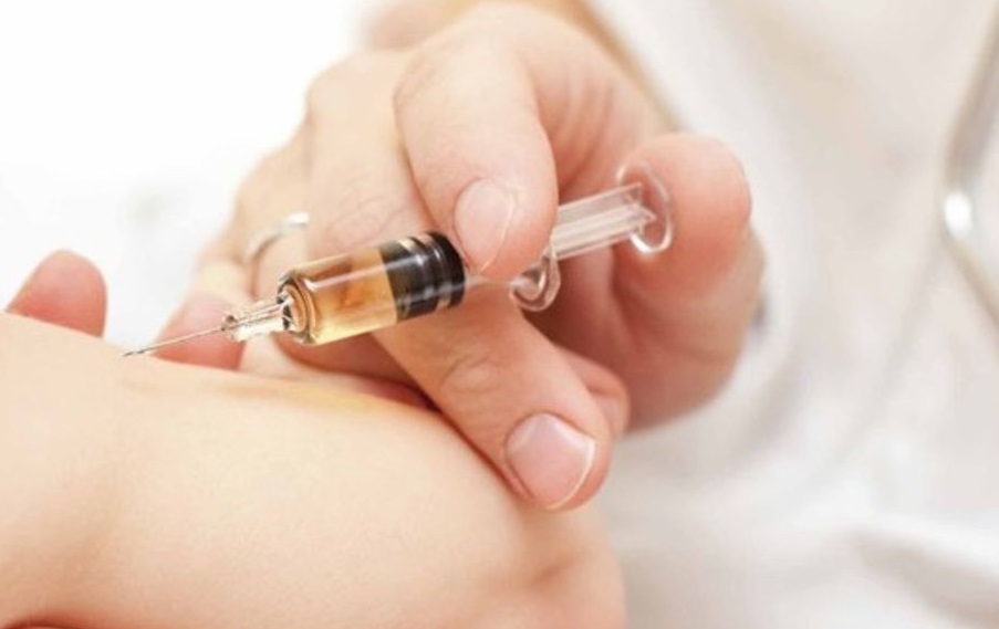 La mamma no vax: “Così li freghiamo”