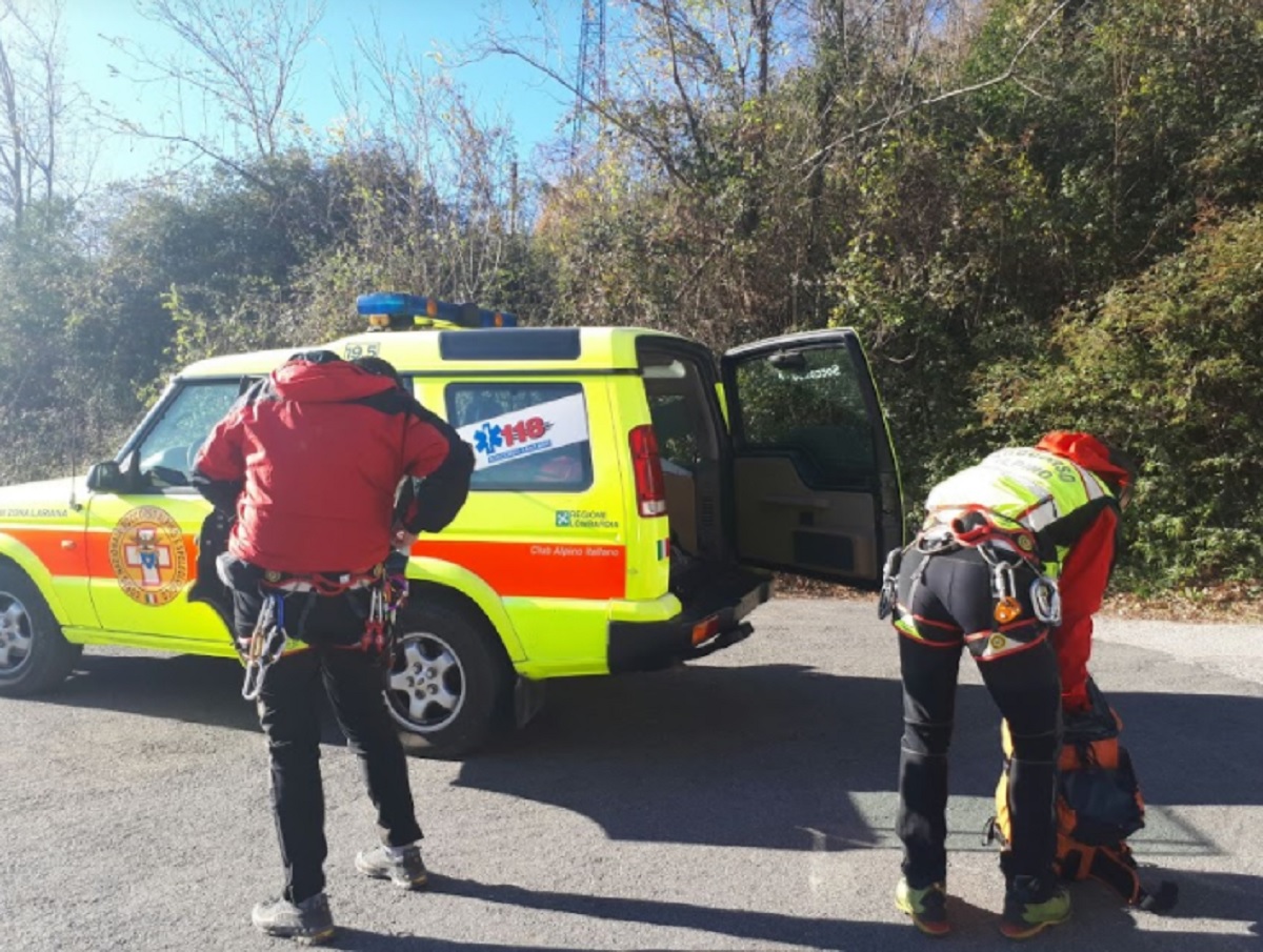 Una donna di Monza soccorsa in Valsassina