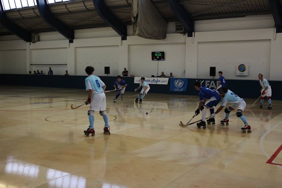 Hockey a rotelle nelle scuole monzesi