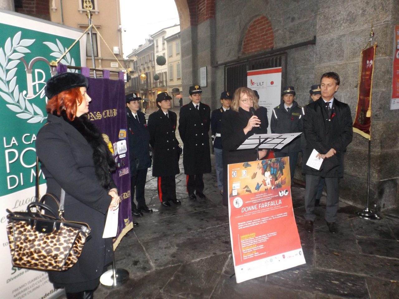 #iodicobasta: le donne di Monza dicono No alla violenza VIDEO