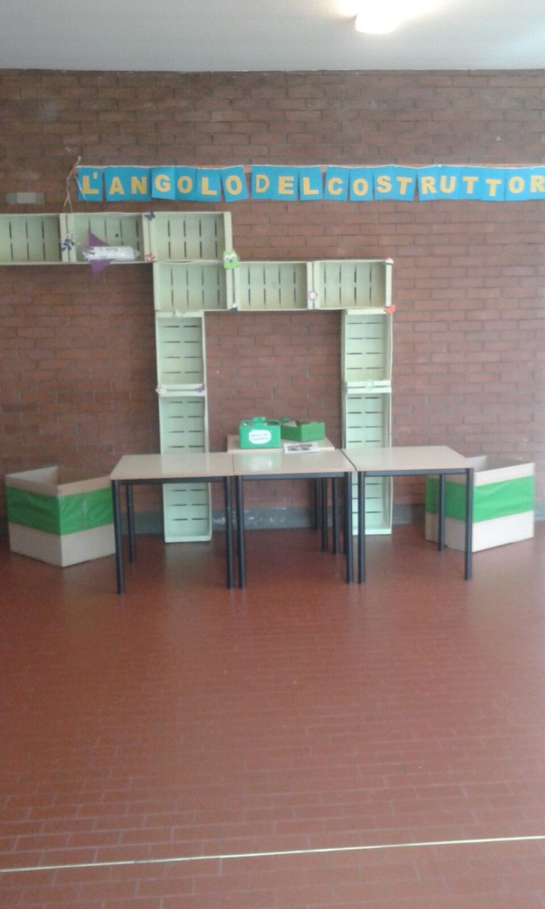 Un angolo del costruttore a scuola