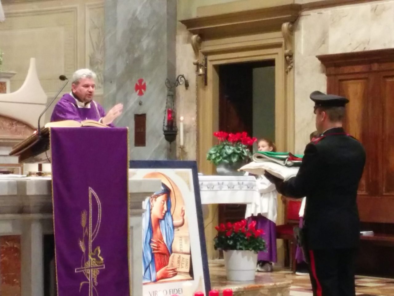 Bernareggio: i Carabinieri rendono omaggio alla Virgo Fidelis