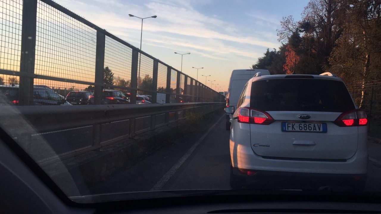 Riaperta la Tangenziale Est