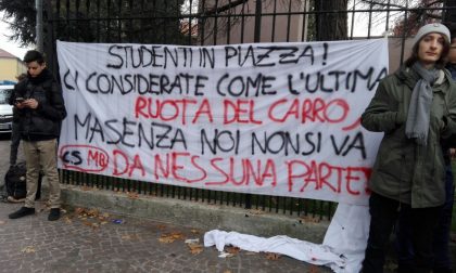 Protesta studentesca: una delegazione di giovani è stata ricevuta dal prefetto - VIDEO