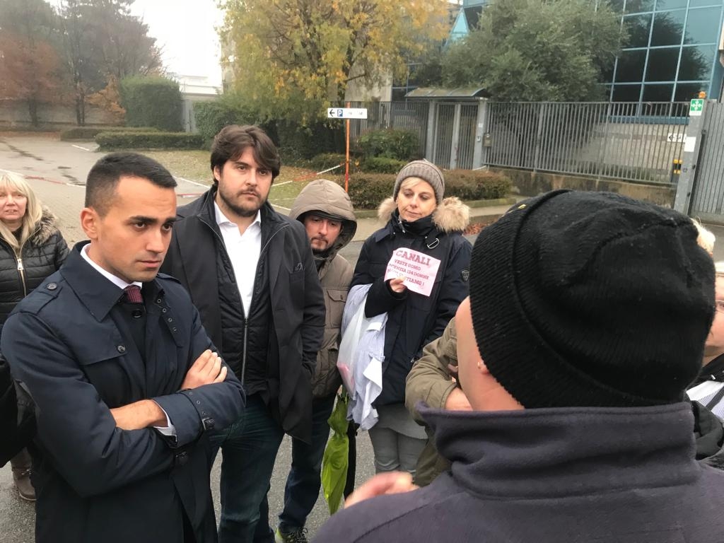 Meno licenziamenti più felicità: Di Maio scrive alla famiglia Canali