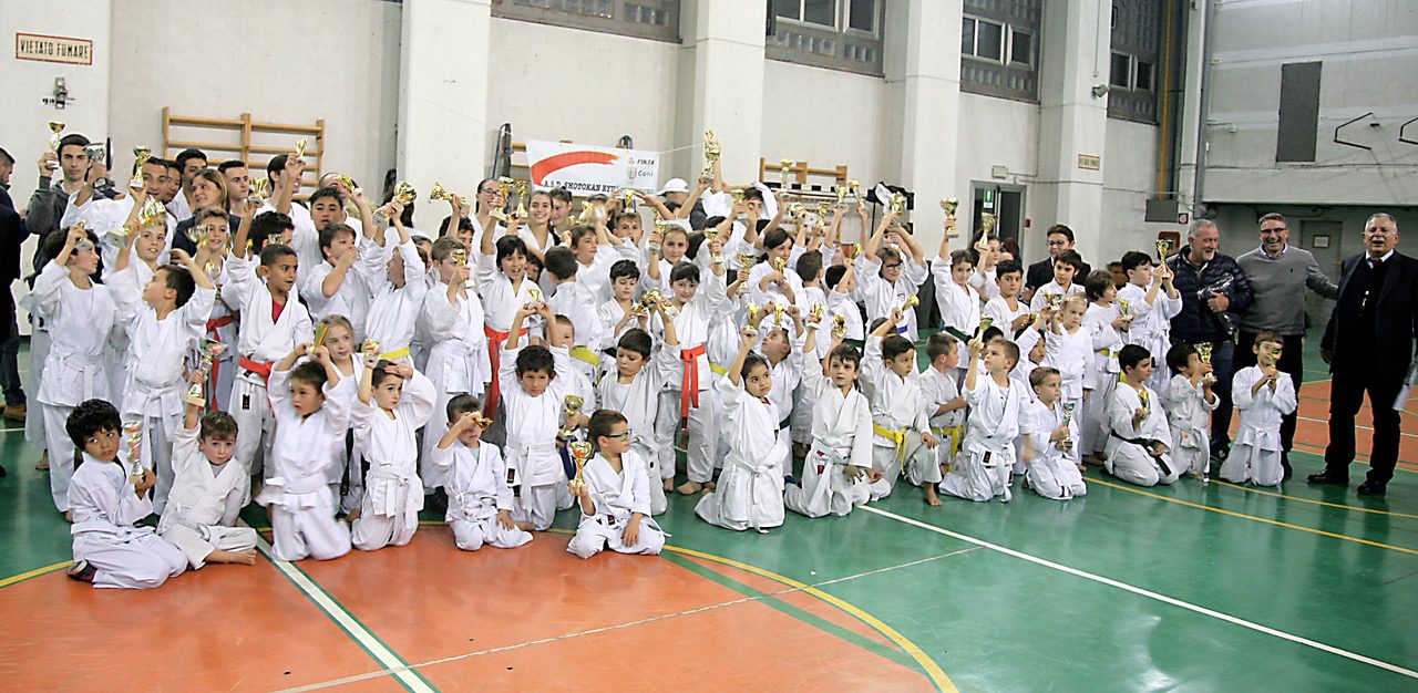 Scuola di Karate Shotokan Ryu un successo il trofeo dell’Amicizia