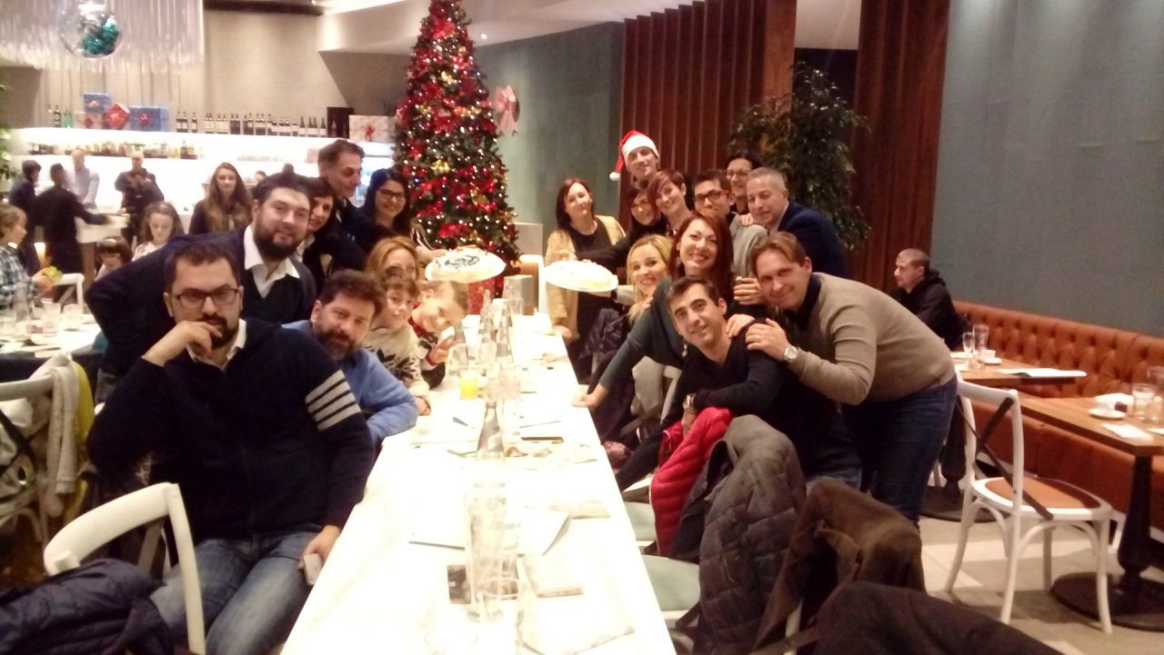 Il Natale dei Geniattori con pizza e torta