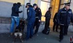 Blitz antidroga della Polizia locale tensione in stazione a Monza FOTO e VIDEO