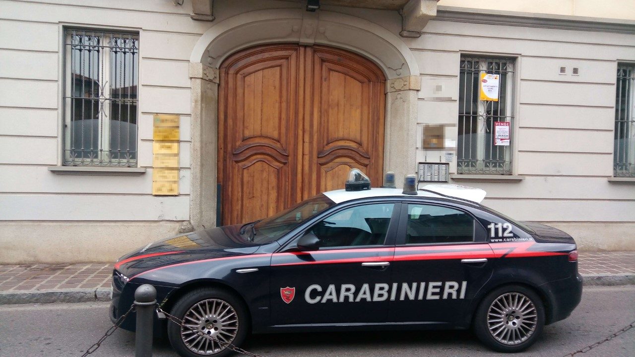 Tenta il suicidio per la terza volta in poche ore