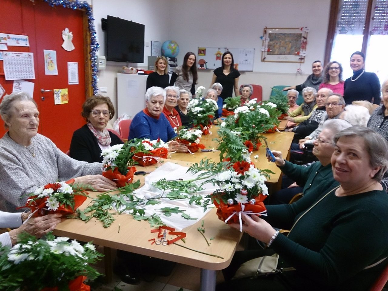 Creatività natalizia al centro Maria bambina