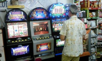 Lotta al gioco d'azzardo, il sindaco "spegne" le slot machine