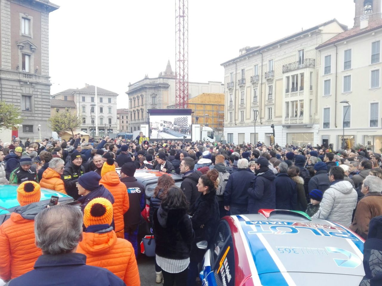 Monza Rally Show "infiamma" il centro storico