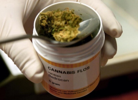 Cura alla cannabis, bambina di 8 anni rivede la luce