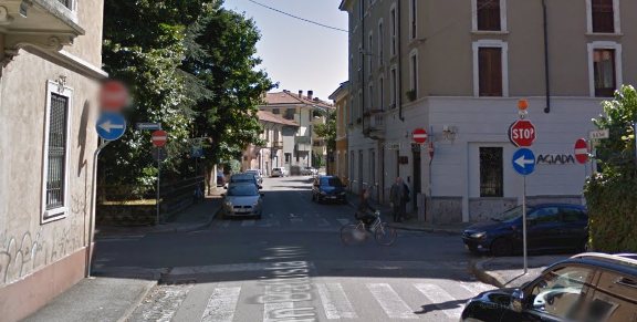 Segnaletica illeggibile in via Ardigò il Codacons scrive al sindaco