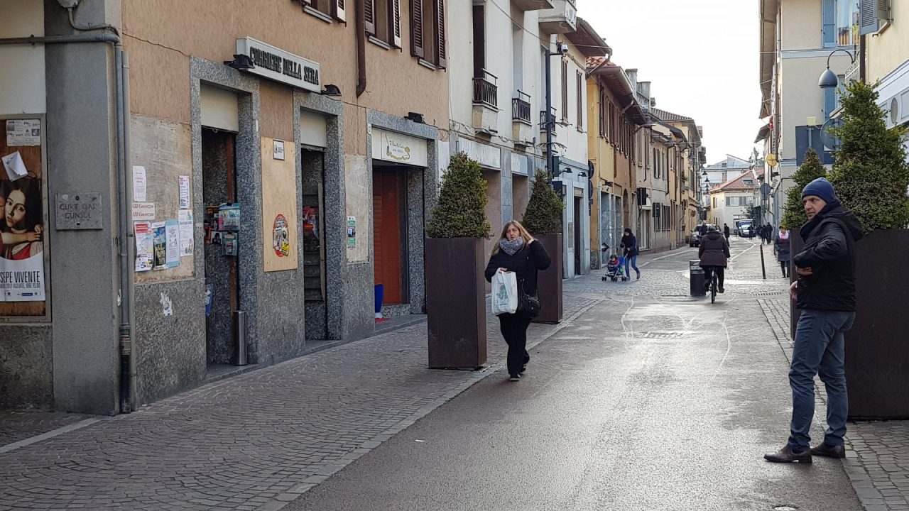 Edicolante derubata della borsetta