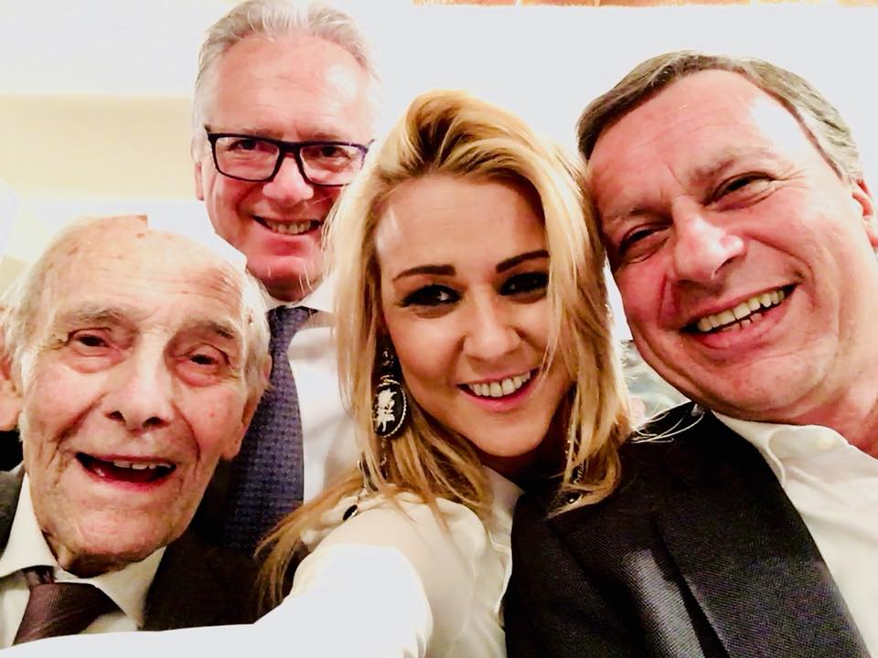 Festeggia 97 anni citando Dante a memoria