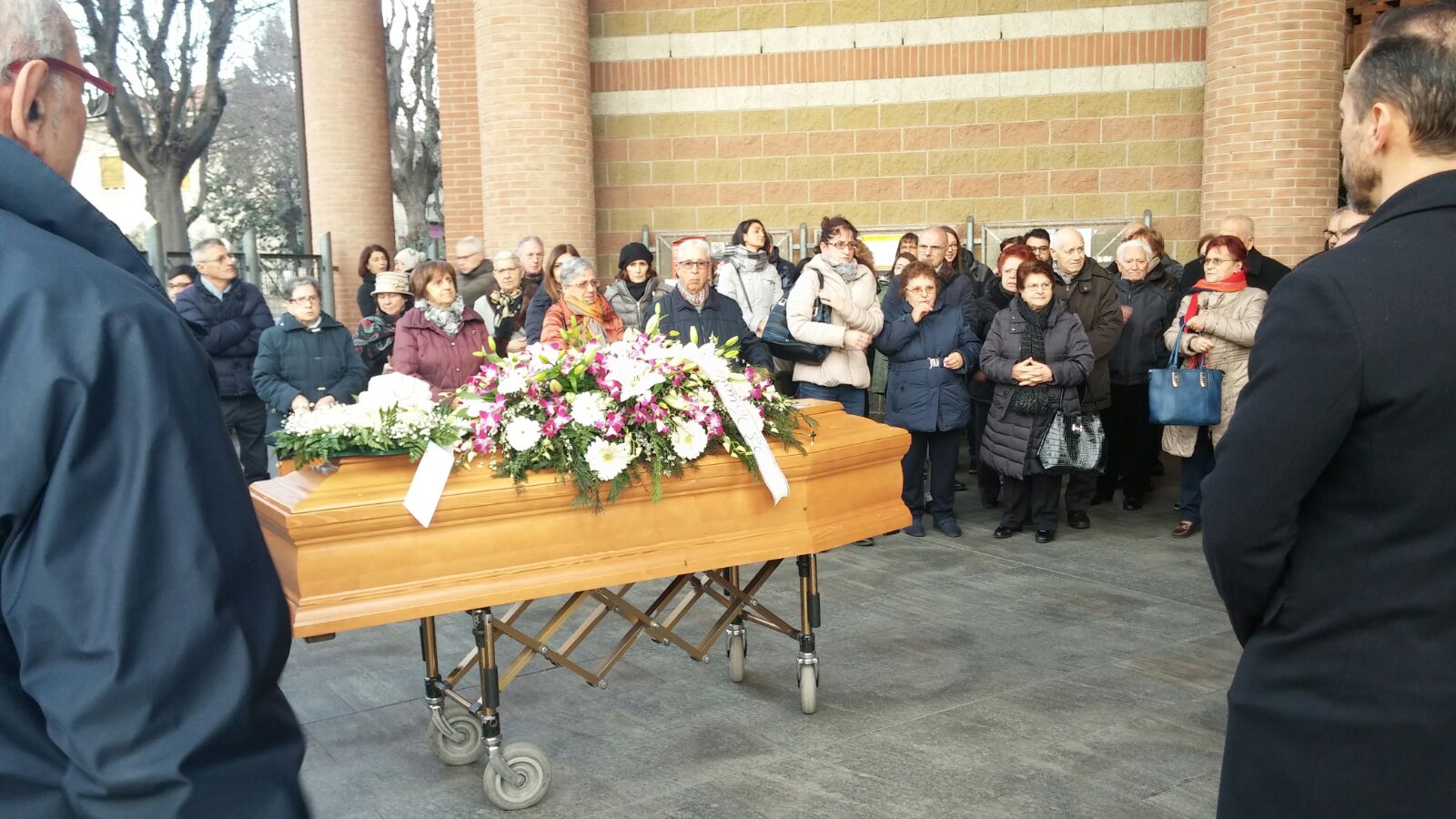 Desio, funerali Barbara Argento, la 75enne morta in un incidente a Lenna