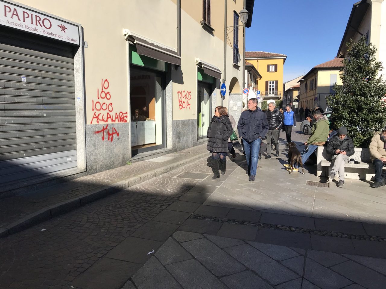 Scritte ingiuriose contro CasaPound – VIDEO