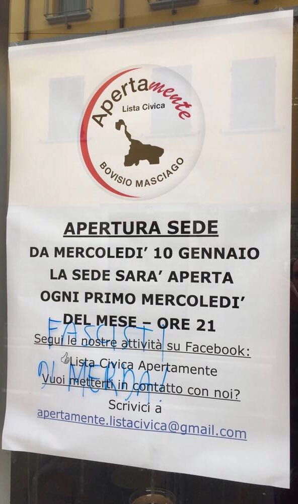 A Bovisio insulti sulla vetrina della sede di “Apertamente”