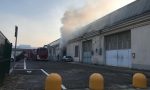 Incendio nel deposito della ditta di stoccaggio rifiuti a Besana FOTO