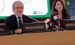 Regione Maroni non si ricandida: "L'Italia non finisca come l'albero Spelacchio"