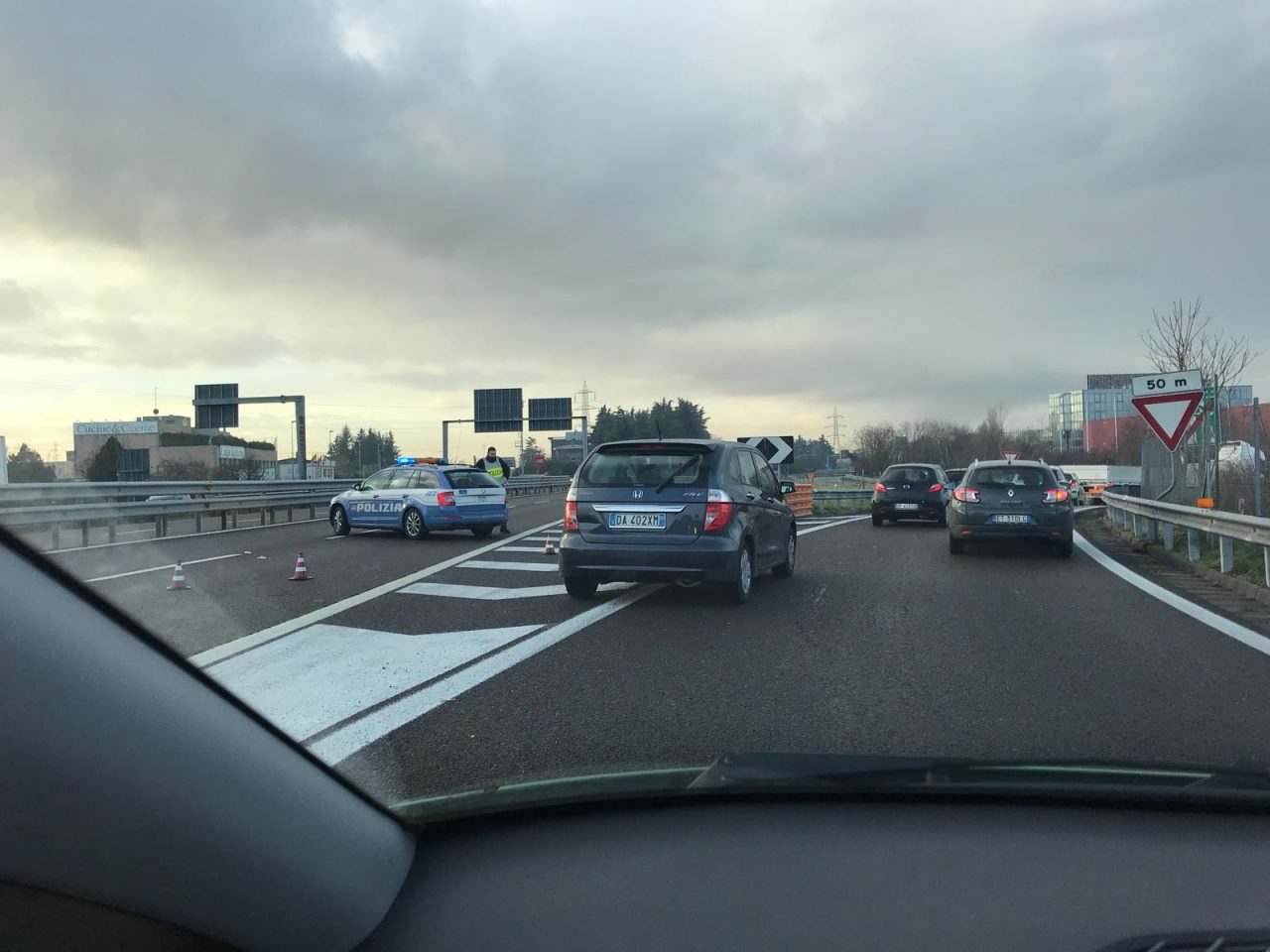 Incidente in Tangenziale Est a Vimercate: lunghe code verso Milano