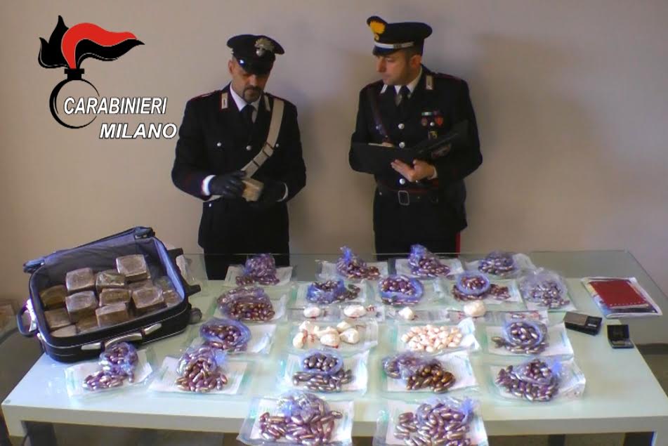 Spacciatore da record finisce in carcere: in casa anche 85mila euro
