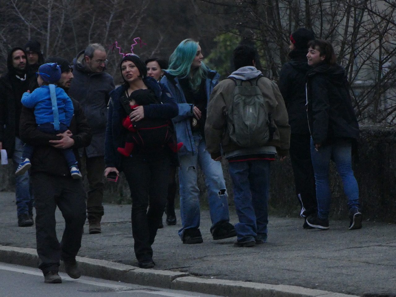 Corteo di vandali, la città si ribella