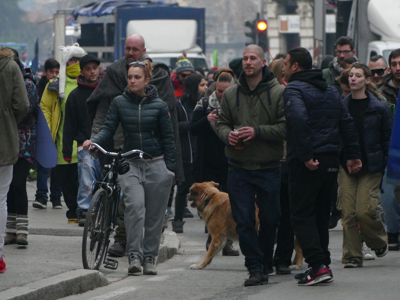 Corteo di vandali, la città si ribella