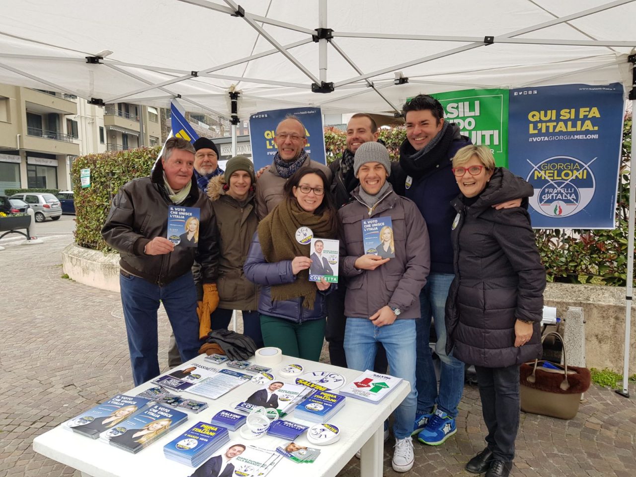 Centrodestra in piazza a Vedano