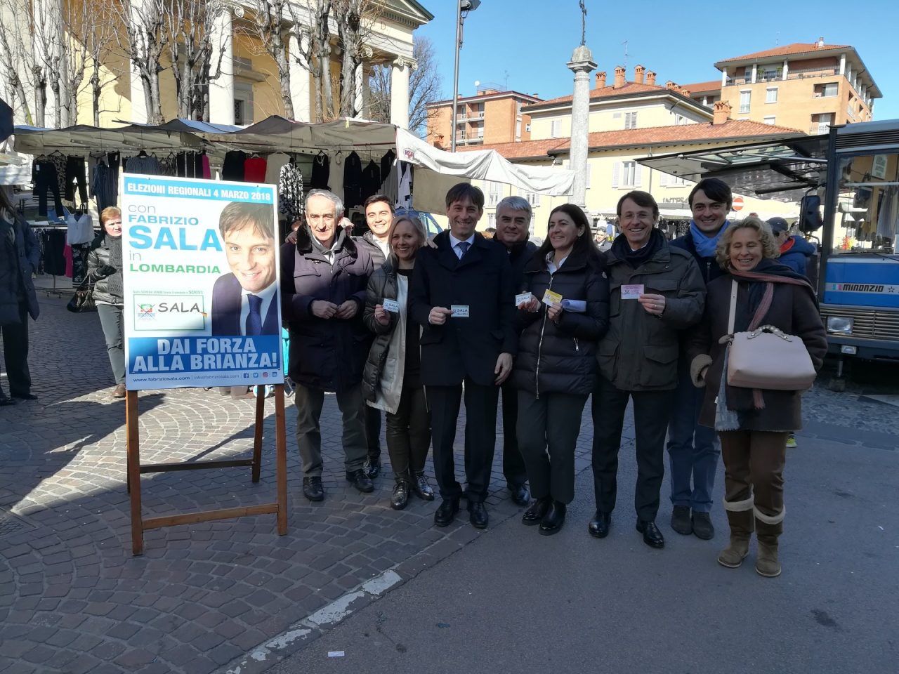 Forza Italia di scena al mercato
