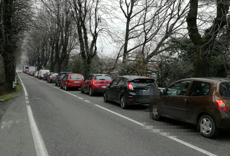 L’incubo del passaggio a livello a Villa Raverio VIDEO