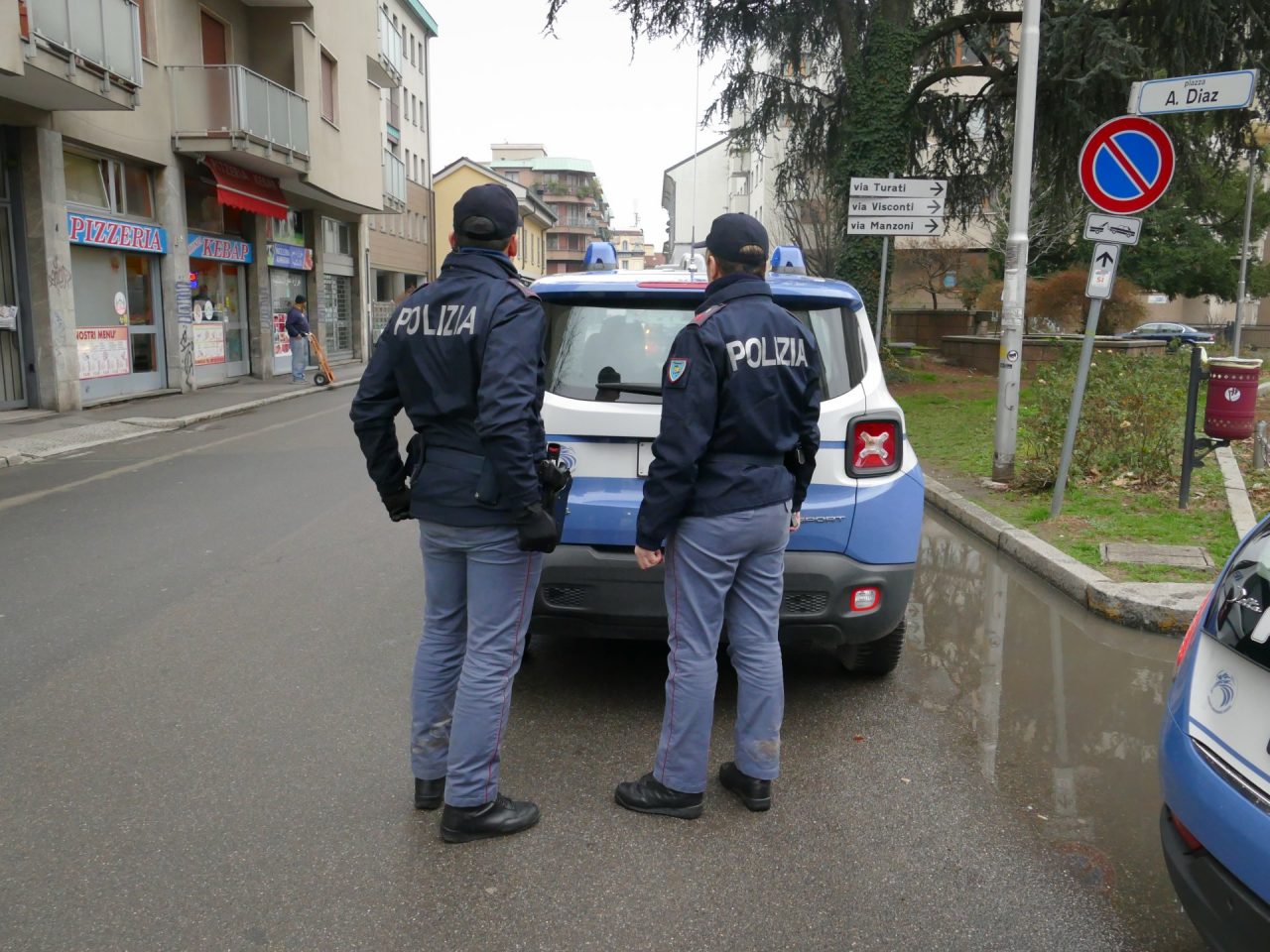 Spaccio e degrado Polizia agli Artigianelli FOTO