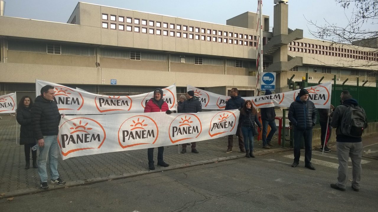 Muggiò, protesta dei lavoratori della Panem