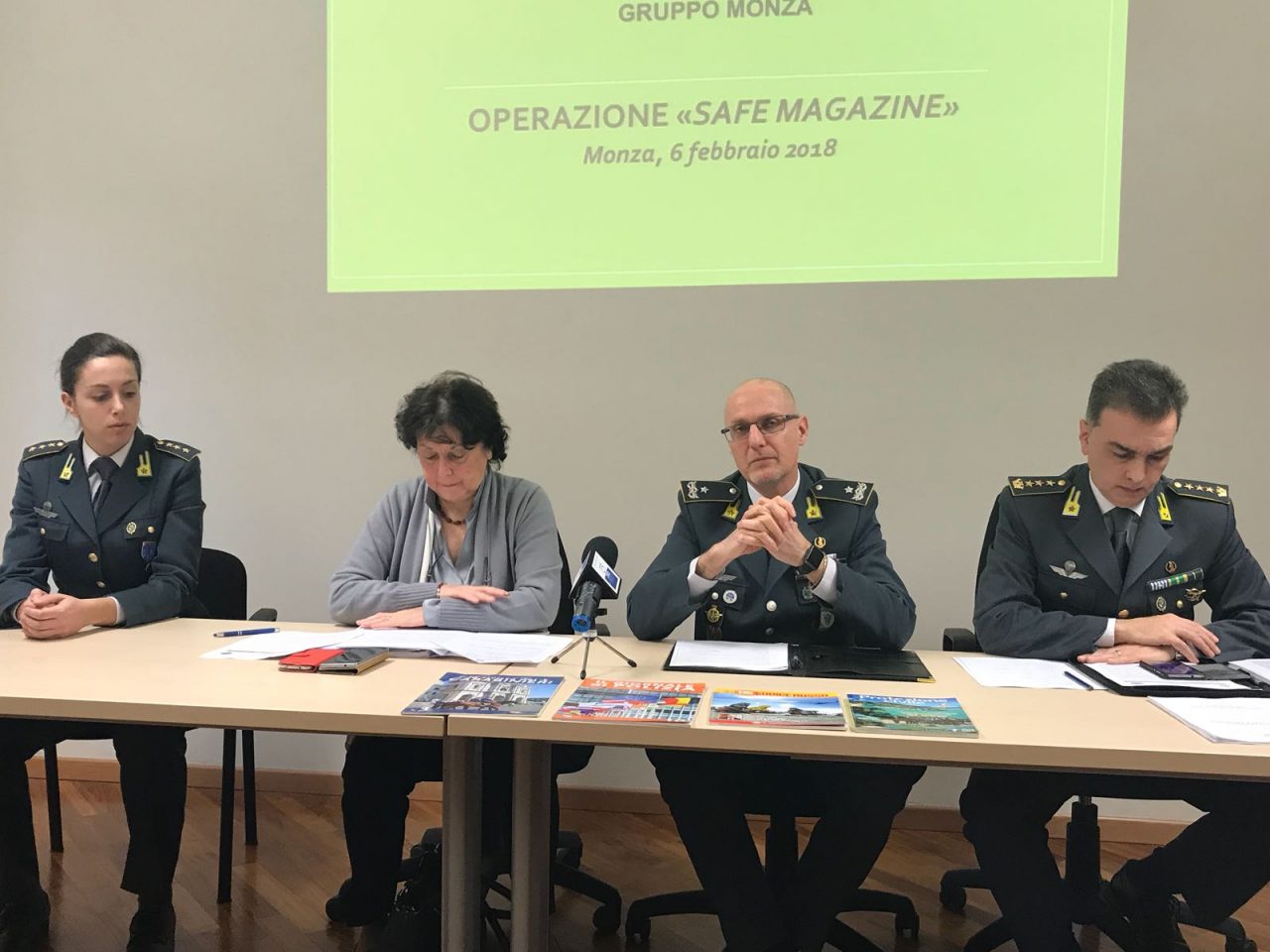 Denaro per finti abbonamenti: anziani costretti a pagare fino a 150mila euro VIDEO